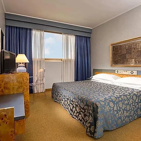 Enea Hotel 4*