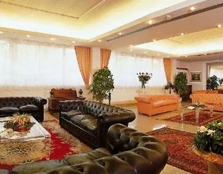 ホテル Enea 4*